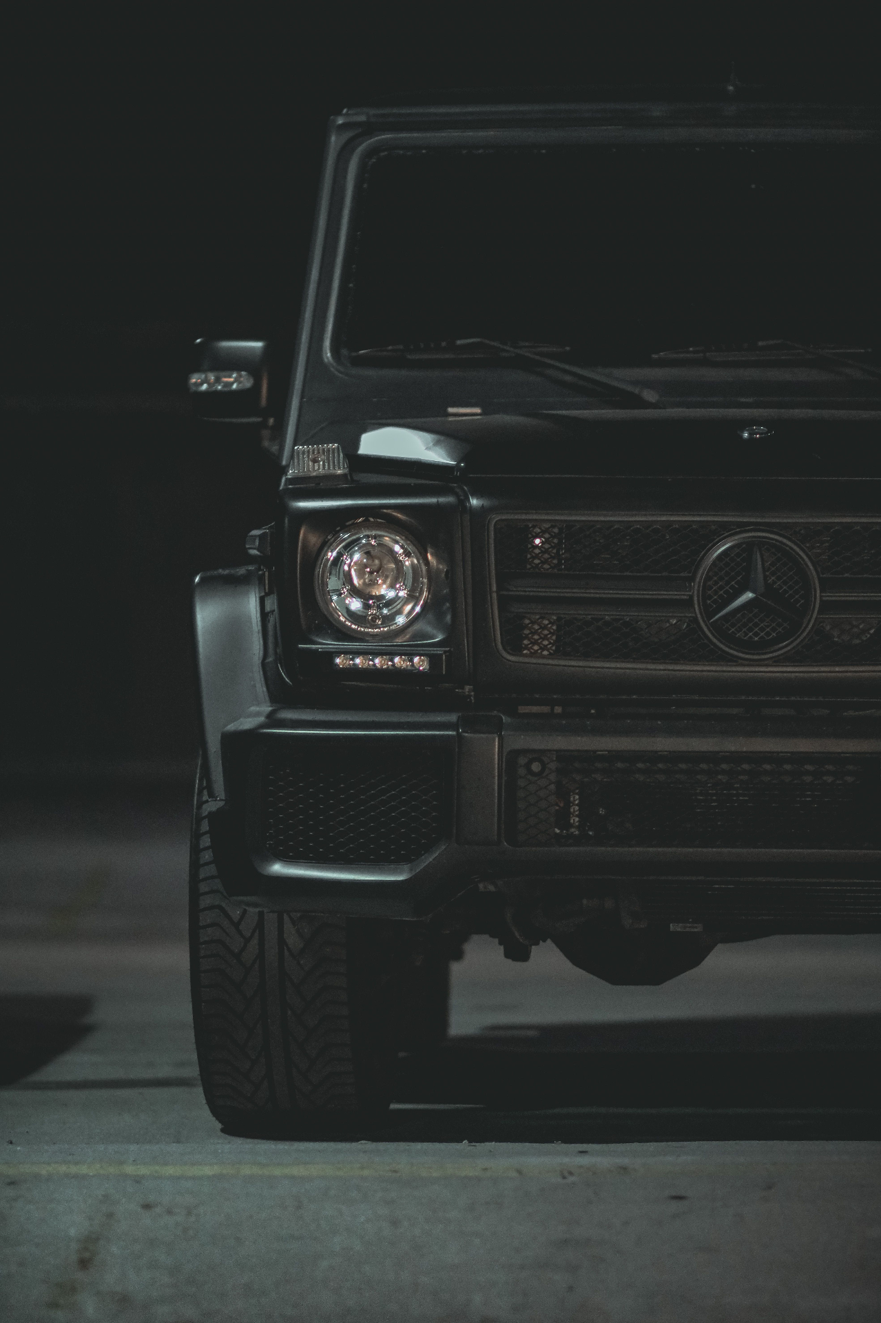 Black G-Wagon after ceramic coating